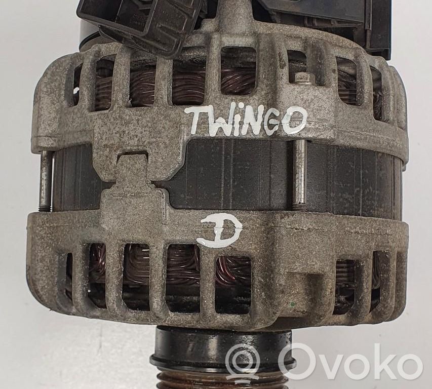 Renault Twingo III Alternator 