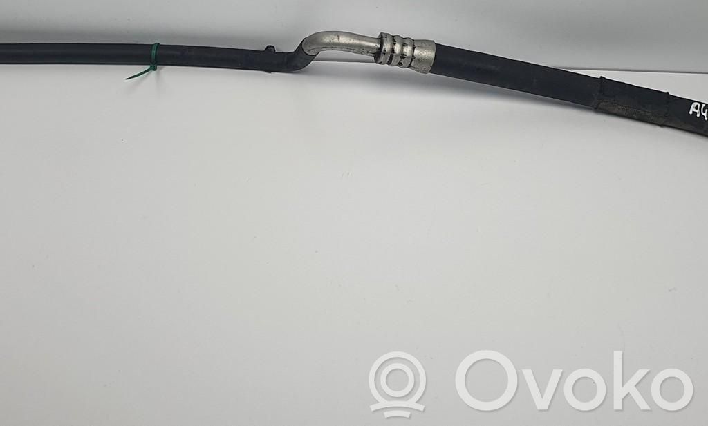 Ilmastointilaitteen putki (A/C)   8E0260707BK,8E0260707BK