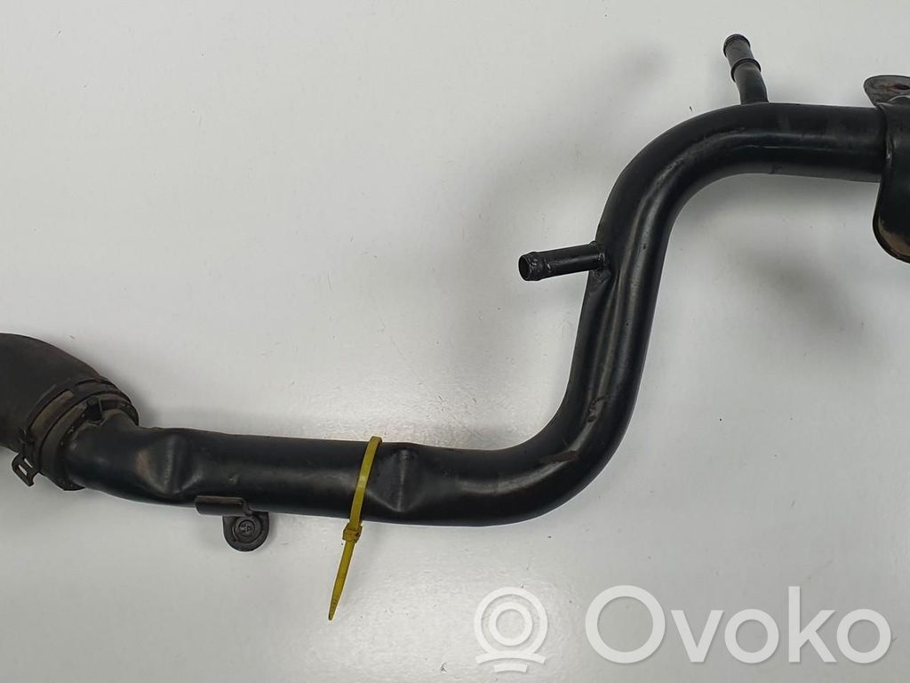 Audi A4 S4 B7 8E 8H Tuyau de liquide de refroidissement moteur