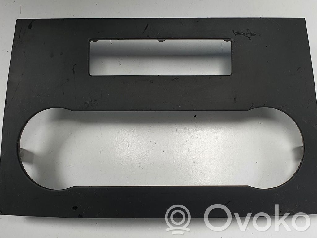 Mercedes-Benz A W169 Panneau de garniture console centrale