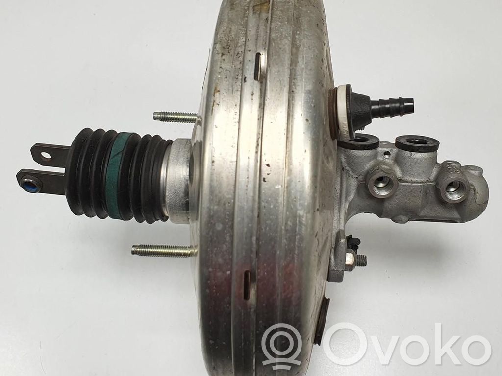 Mercedes-Benz A W176 Wspomaganie hamulca 