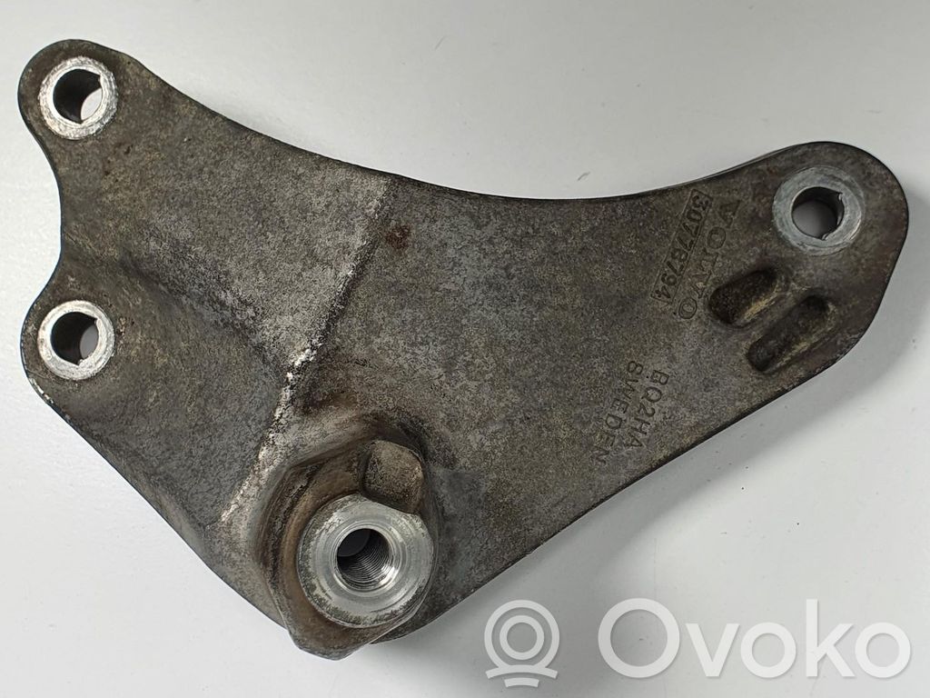 Volvo C70 Autres pièces compartiment moteur