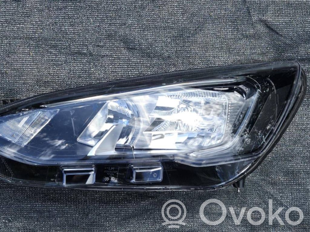 Ford Focus Faro/fanale 