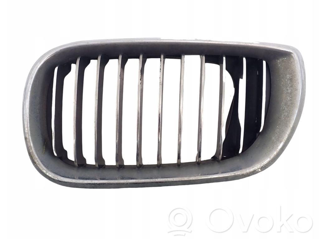BMW 3 E46 Maskownica / Grill / Atrapa górna chłodnicy 