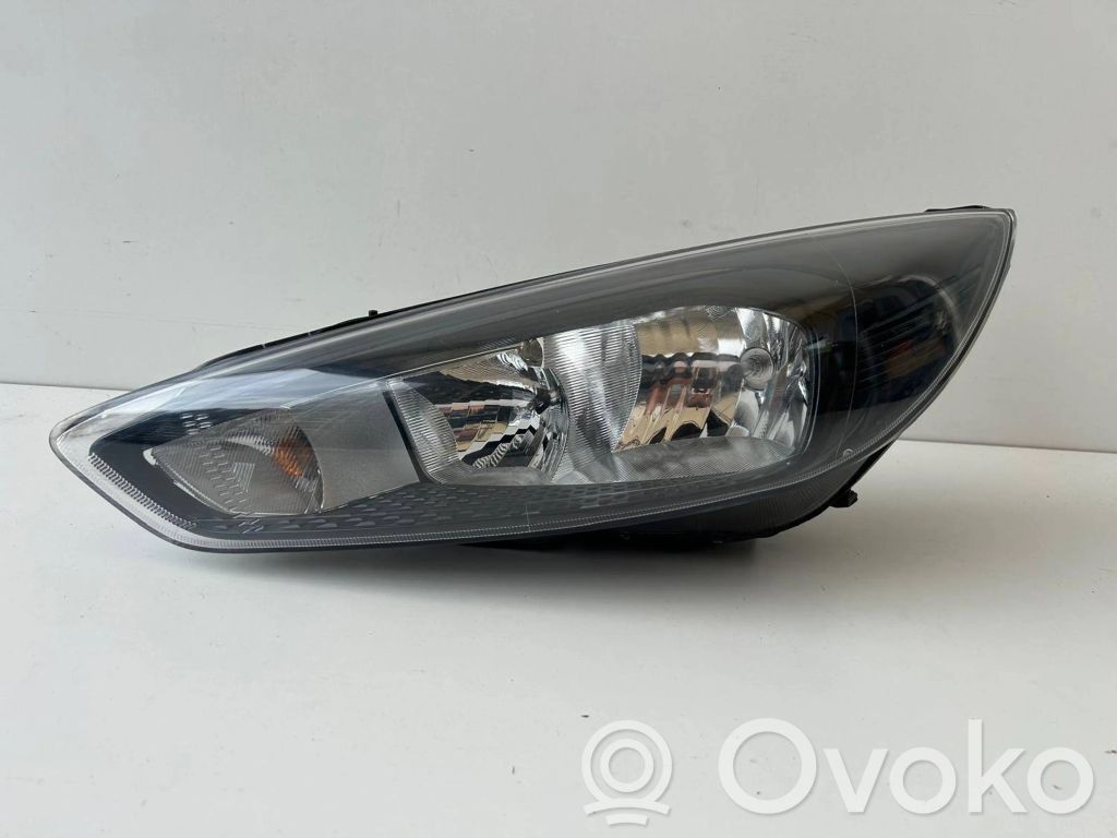 Ford Focus Headlight/headlamp 