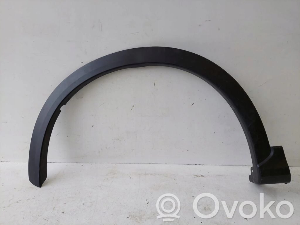 Moldura de la aleta delantera   7400A509