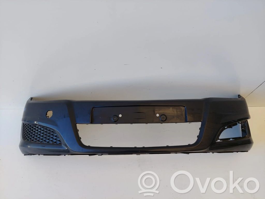 Opel Astra H Parachoques delantero 