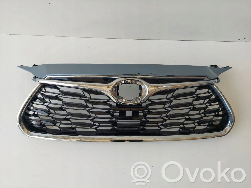 Toyota Highlander XU70 Maskownica / Grill / Atrapa górna chłodnicy 