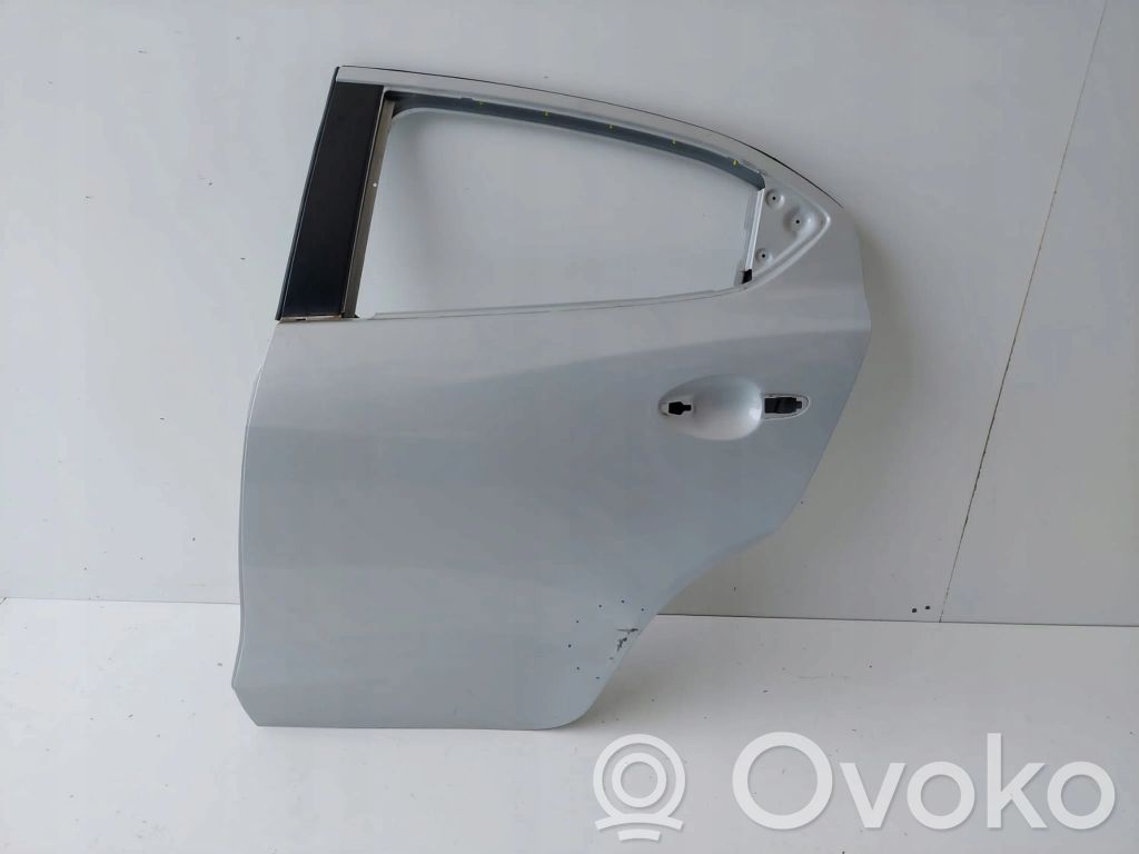 Mazda 2 Galinės durys 