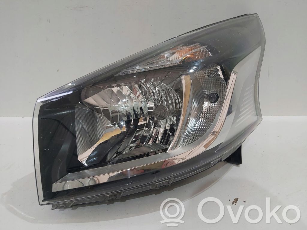 Renault Trafic III (X82) Scheinwerfer 