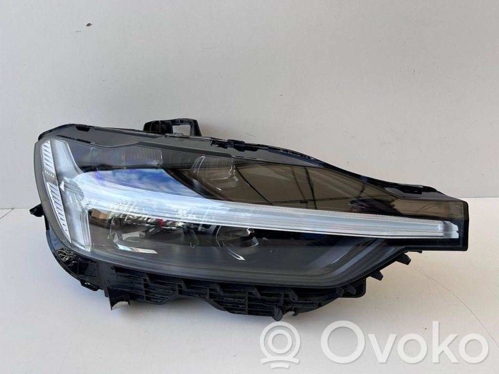 Volvo XC60 Scheinwerfer 