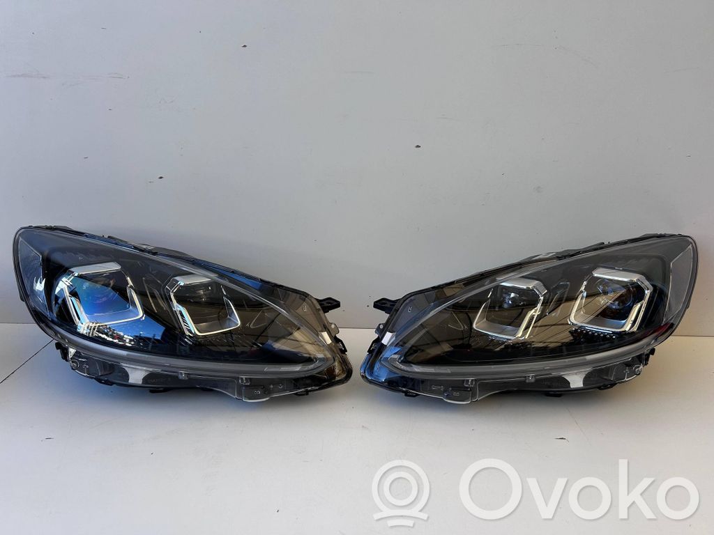 Ford Kuga III Lampy przednie / Komplet 