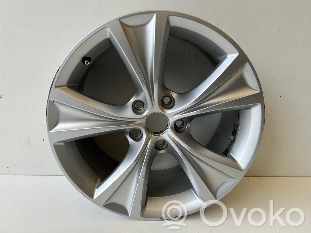 Seat Leon IV R17-alumiinivanne 