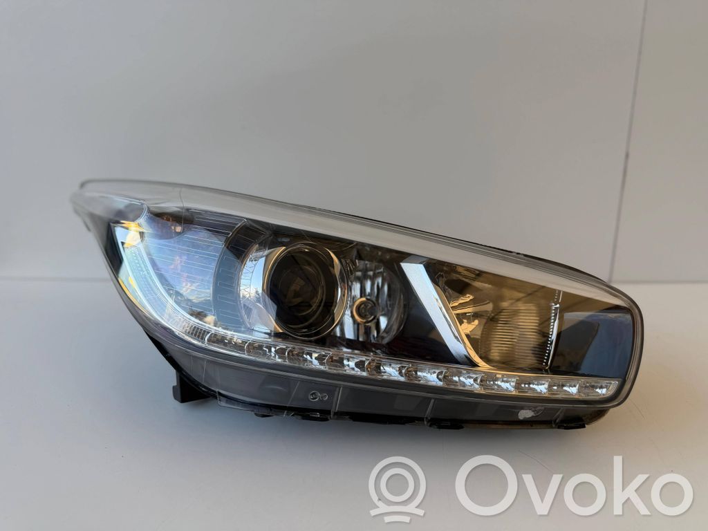 Phare frontale   92102A2220