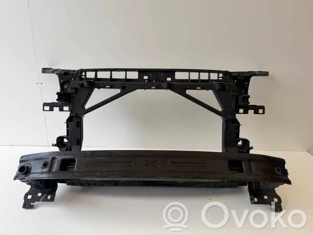 Audi A3 8Y Radiatorių panelė 