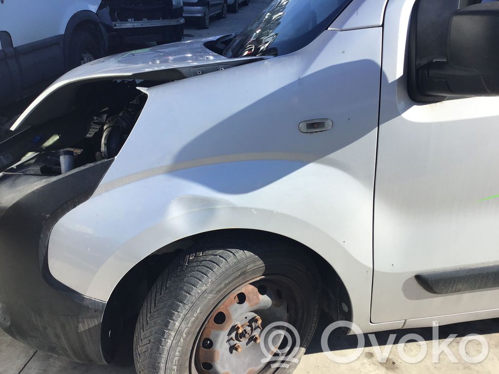 Peugeot Bipper Guardabarro 