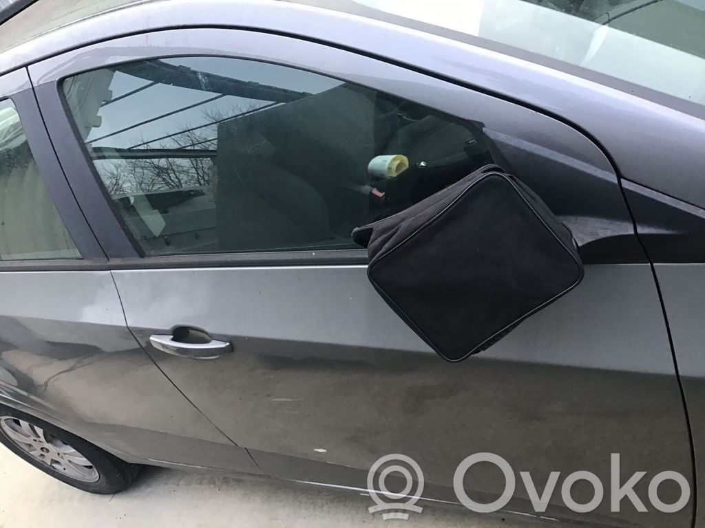 Chevrolet Aveo Дверь 