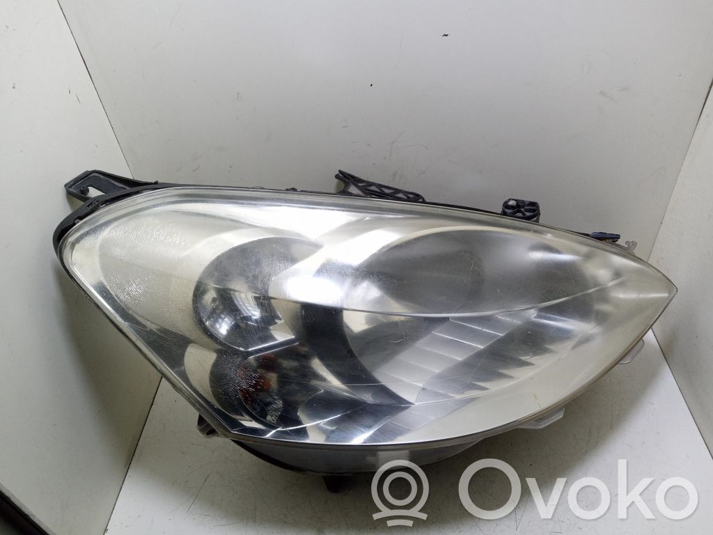Peugeot Partner Headlight/headlamp 