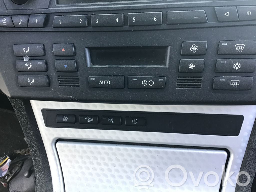 BMW X3 E83 Climate control unit 