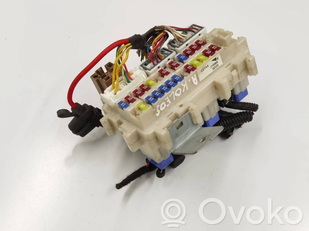 Renault Koleos I Módulo de fusible 