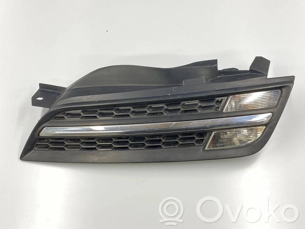 Nissan Micra Kühlergrill 