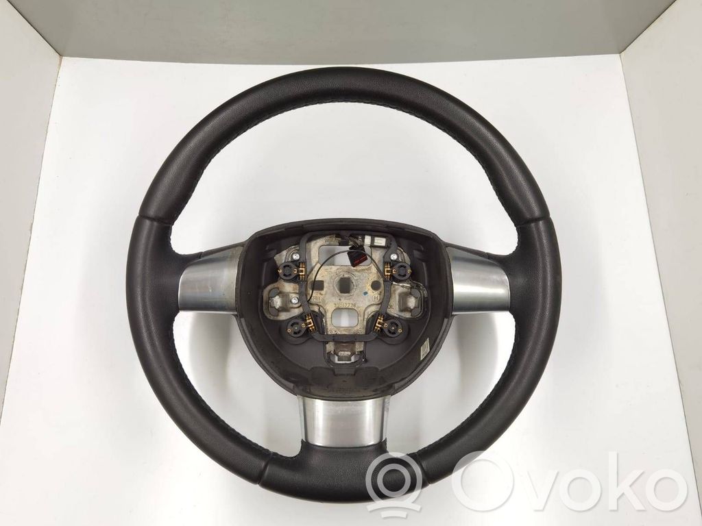 Ohjauspyörä   4M513600EL3ZHE