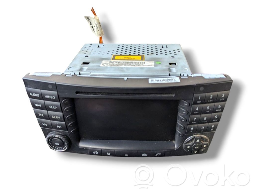 Mercedes-Benz E W211 Unitate principală radio/CD/DVD/GPS 