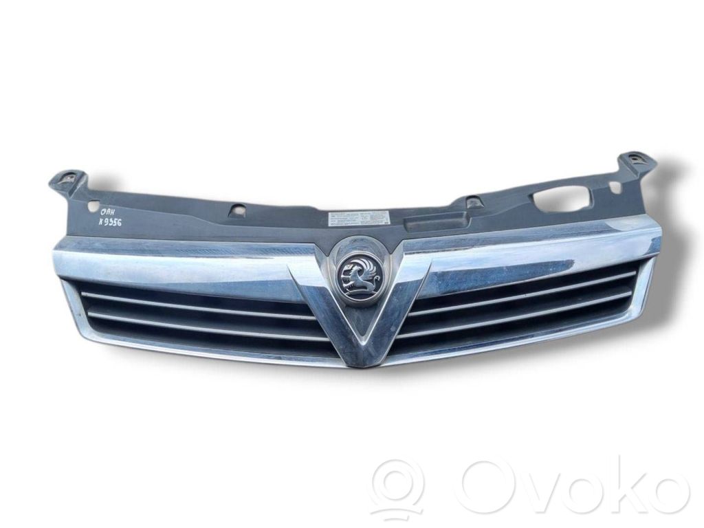 Opel Astra H Etusäleikkö 