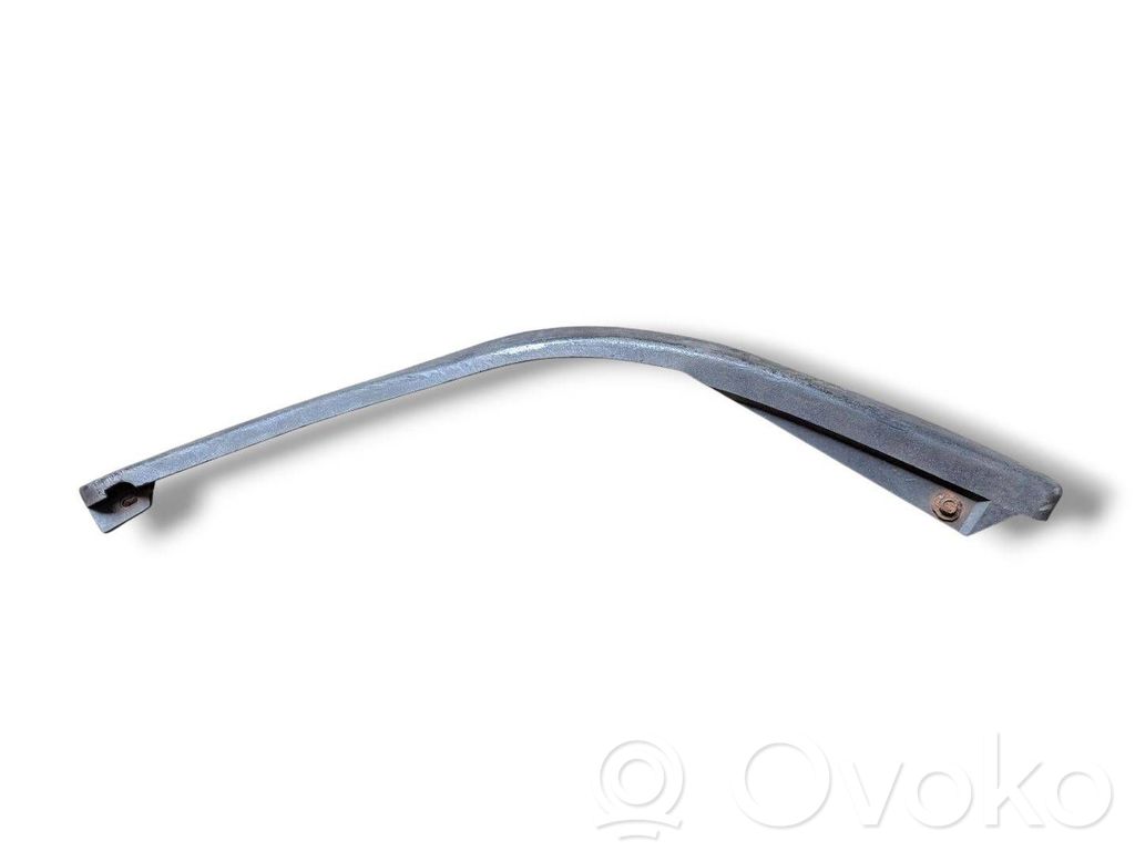 Apakšējā bampera daļa (lūpa)   4560991