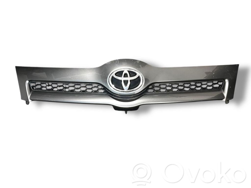 Toyota Corolla Verso AR10 Grilă față 