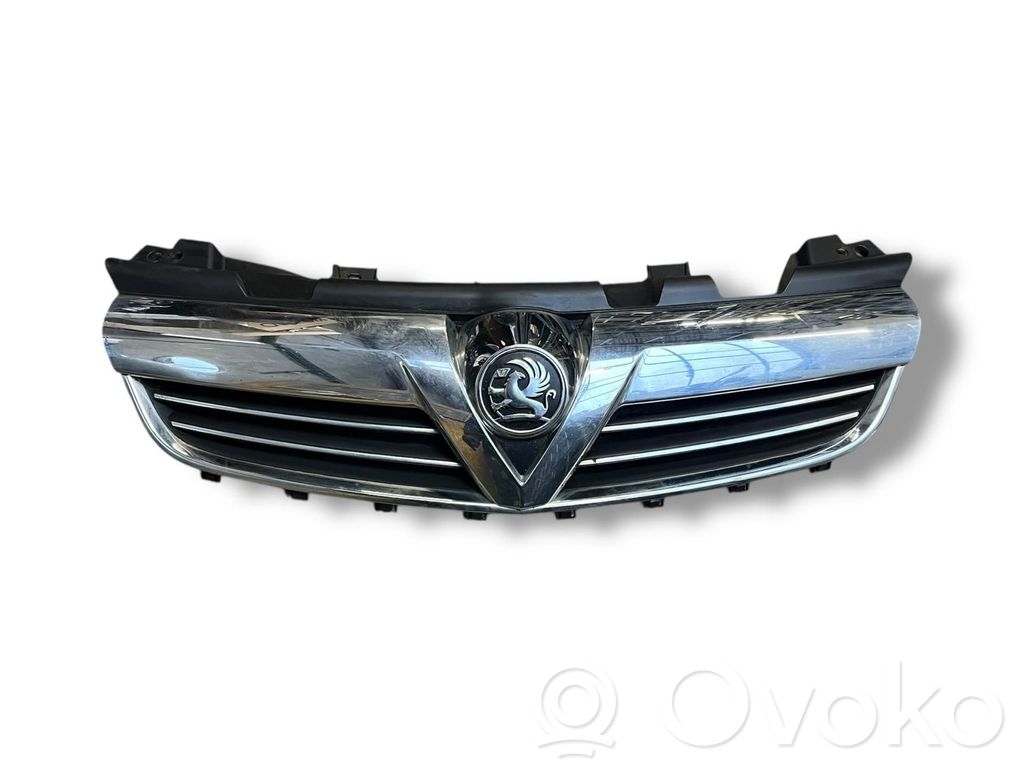 Front grill   13247331