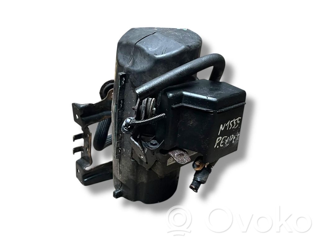 Peugeot Expert Power steering pump 