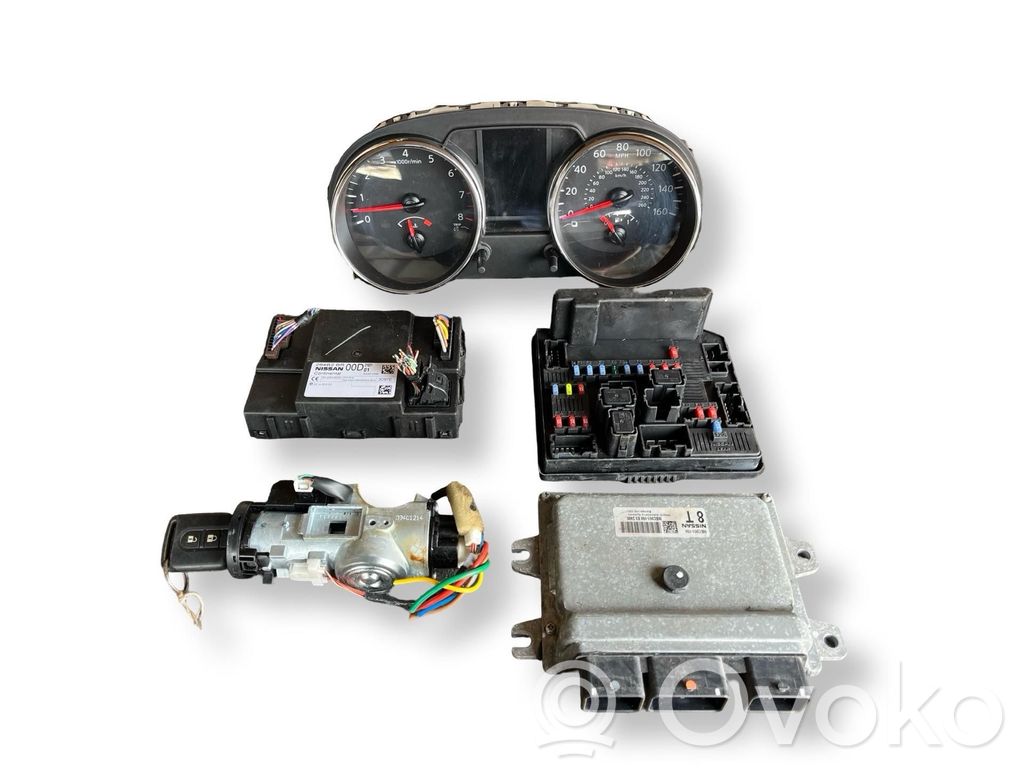 Nissan Qashqai+2 Kit cu ECU motor și set închidere uși 