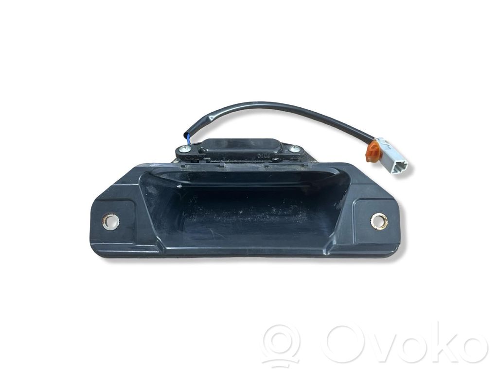 Honda CR-V Tailgate opening switch 