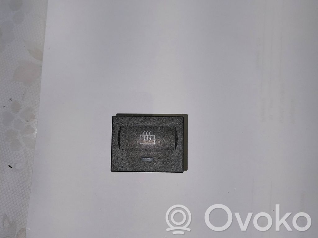 Ford Focus Windscreen/window heater switch 