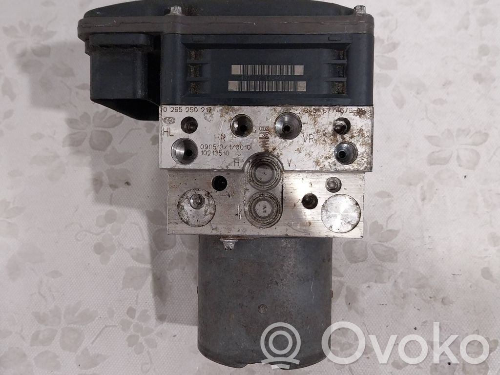 BMW 5 E60 E61 ABS Pump 