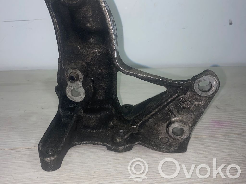 Generator/alternator bracket   9653749480