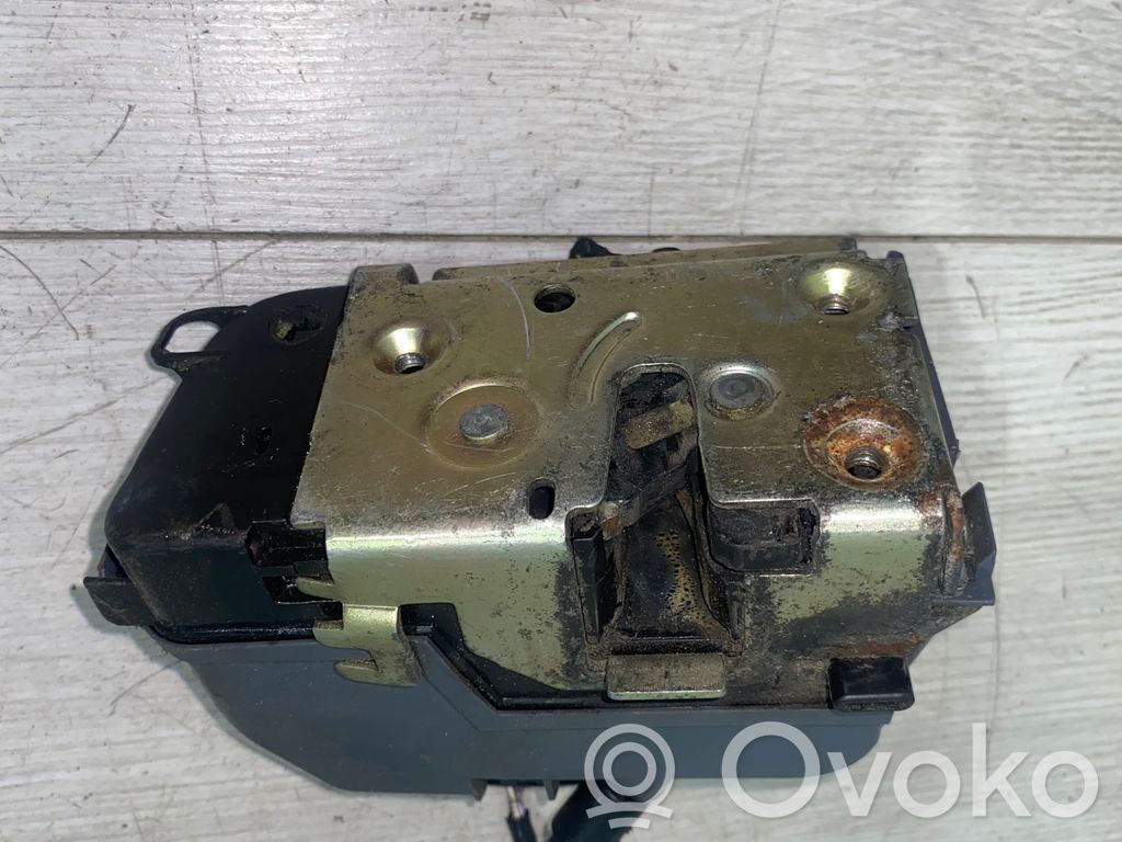 Renault Megane I Rear door lock 