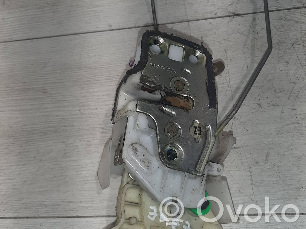 Honda Jazz Priekšpusē slēdzene 