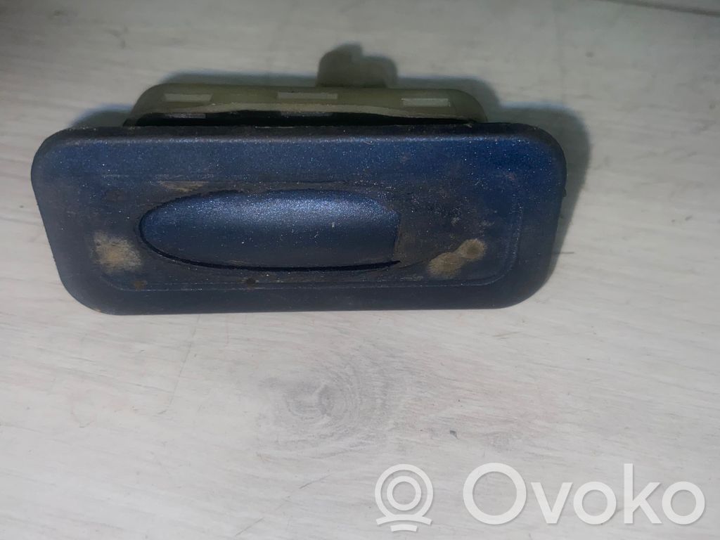 Renault Megane II Tailgate/trunk/boot exterior handle 