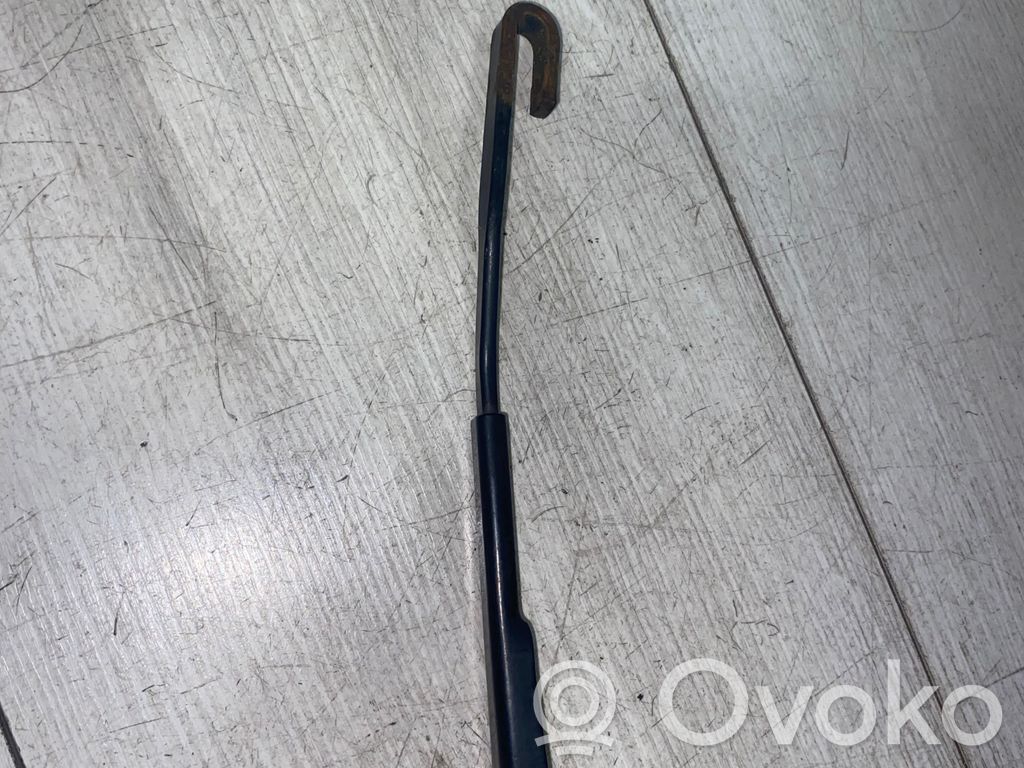KIA Ceed Front wiper blade arm 