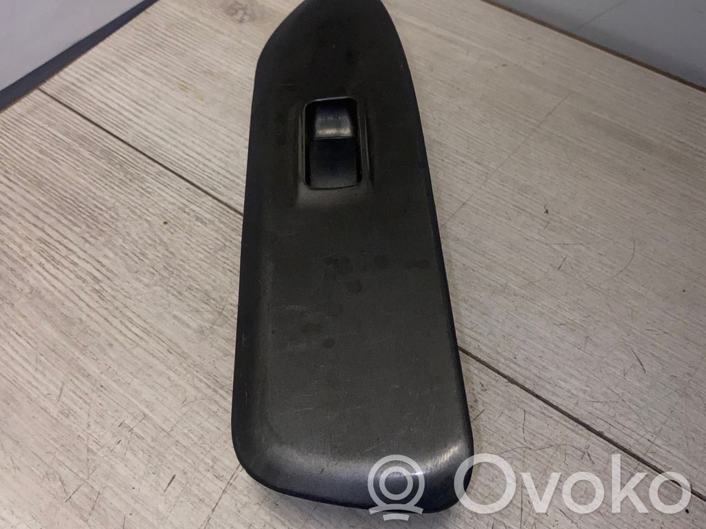 Mitsubishi Lancer Electric window control switch 