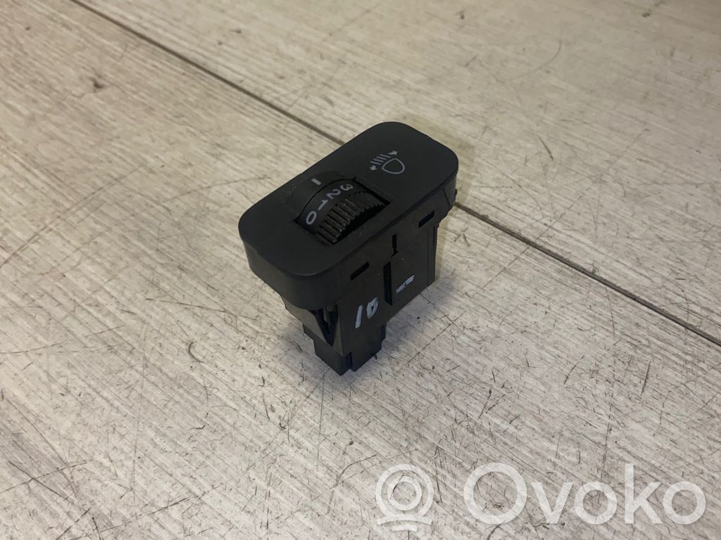 Honda CR-V Headlight level height control switch 