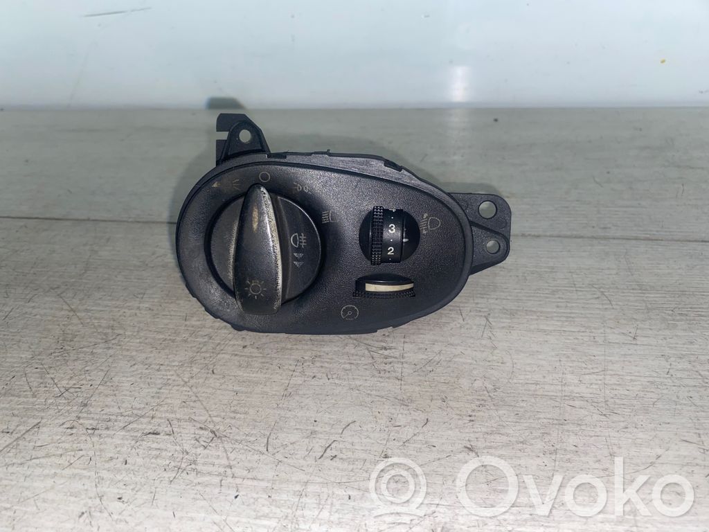 Ford Focus C-MAX Light switch 