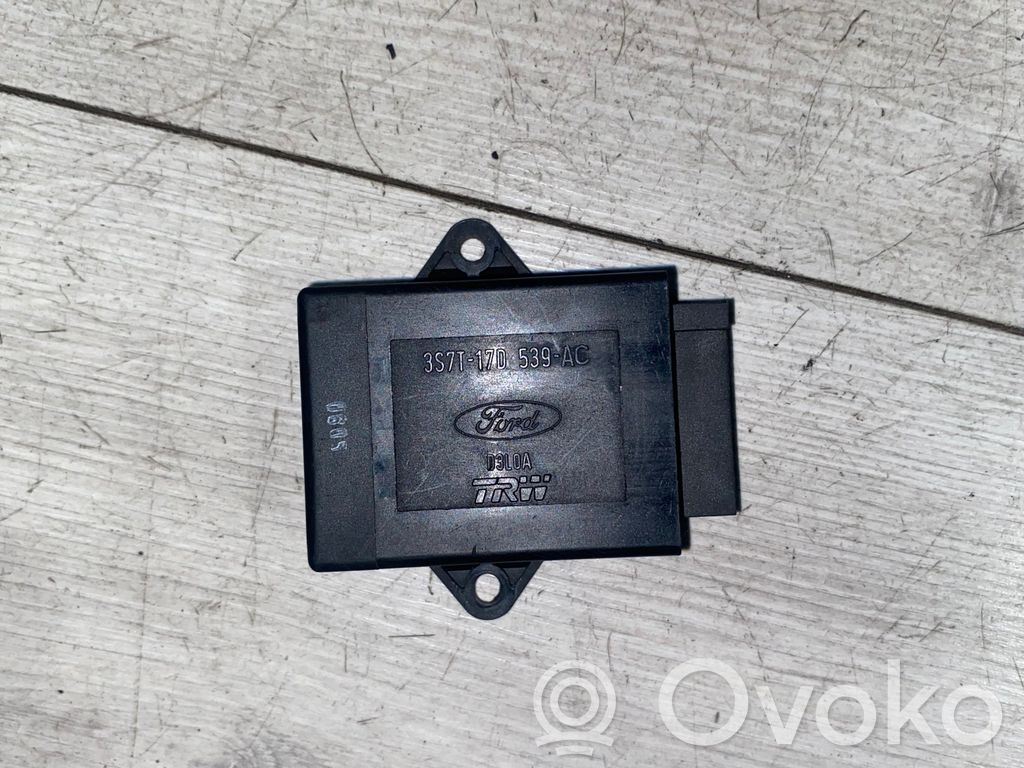 Ford Mondeo Mk III Light module LCM 