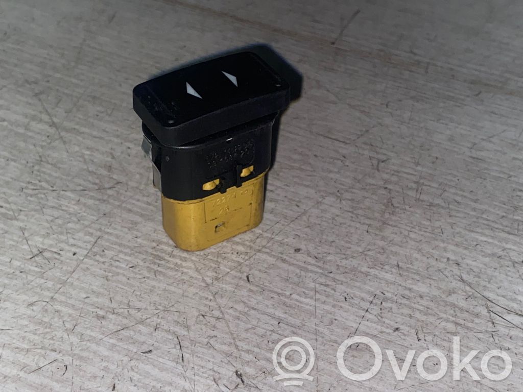 Ford Focus Electric window control switch 