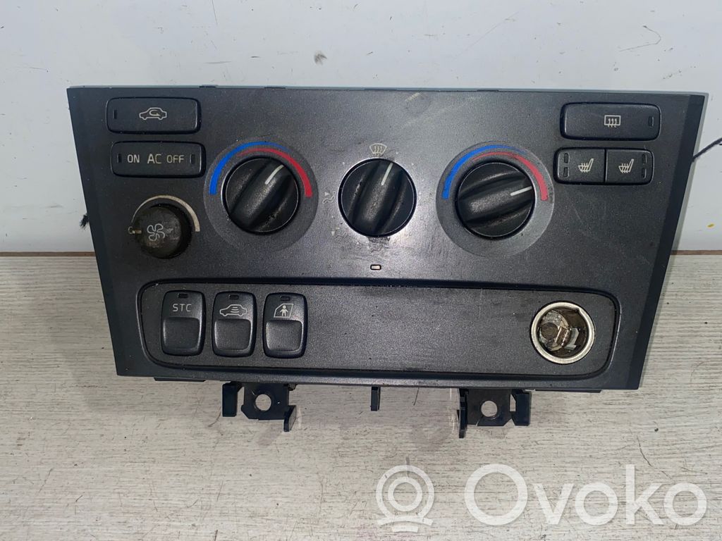 Volvo V70 Climate control unit 