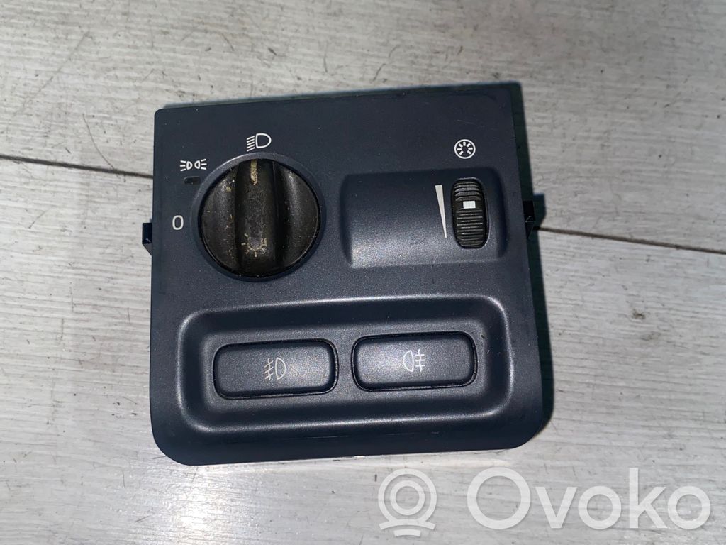 Volvo S40, V40 Light switch 