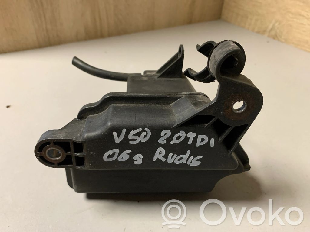 Volvo V50 Vacuum air tank 