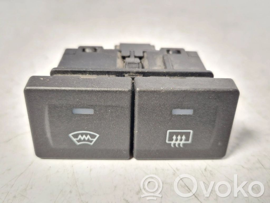 Ford Mondeo MK IV Windscreen/window heater switch 
